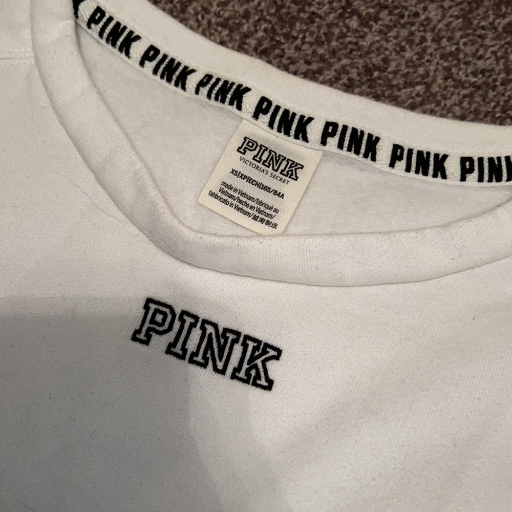 VS PINK sweatshirt - fits like S/M - Picture 2 of 6